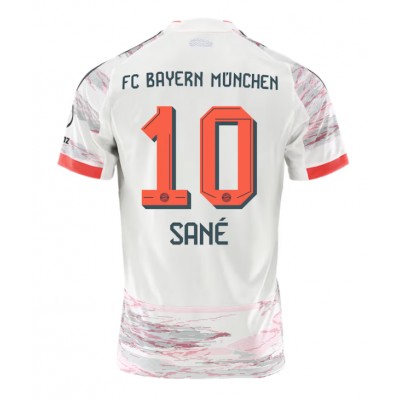 Moški Nogometni dresi Bayern Munich Leroy Sane #10 Gostujoči 2025-26 Kratek Rokav Moški Nogometni dresi Bayern Munich Leroy Sane #10 Gostujoči 2025-26 Kratek Rokav